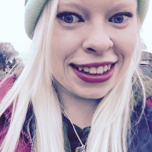 Meet your Posher, Dani